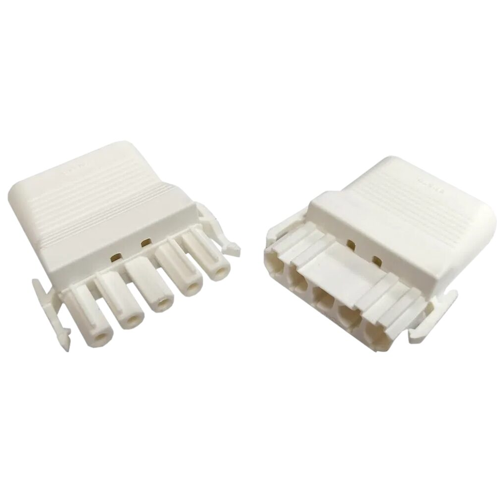 Regin REGE105 Connector With 5 Way Strain Relief Valve