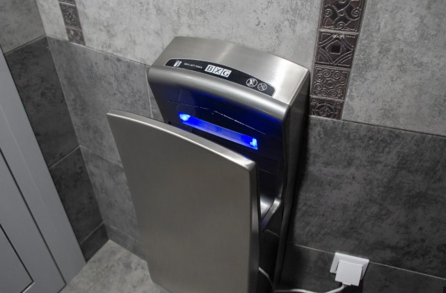 Blade Hand Dryers